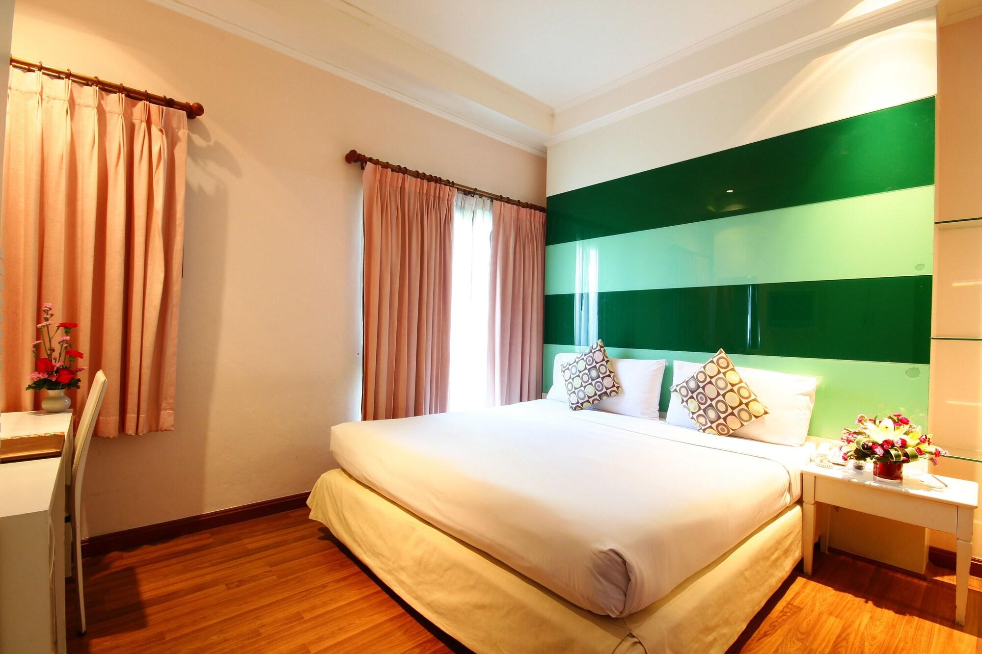 Calypzo Bangkok Hotel Kültér fotó