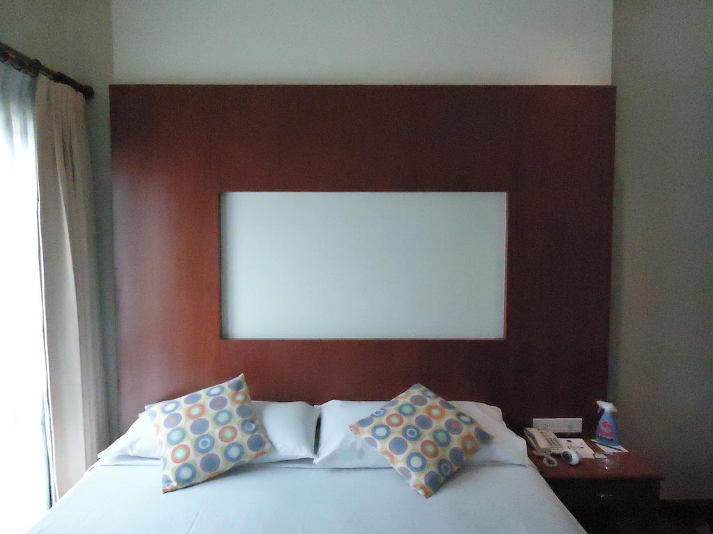 Calypzo Bangkok Hotel Kültér fotó